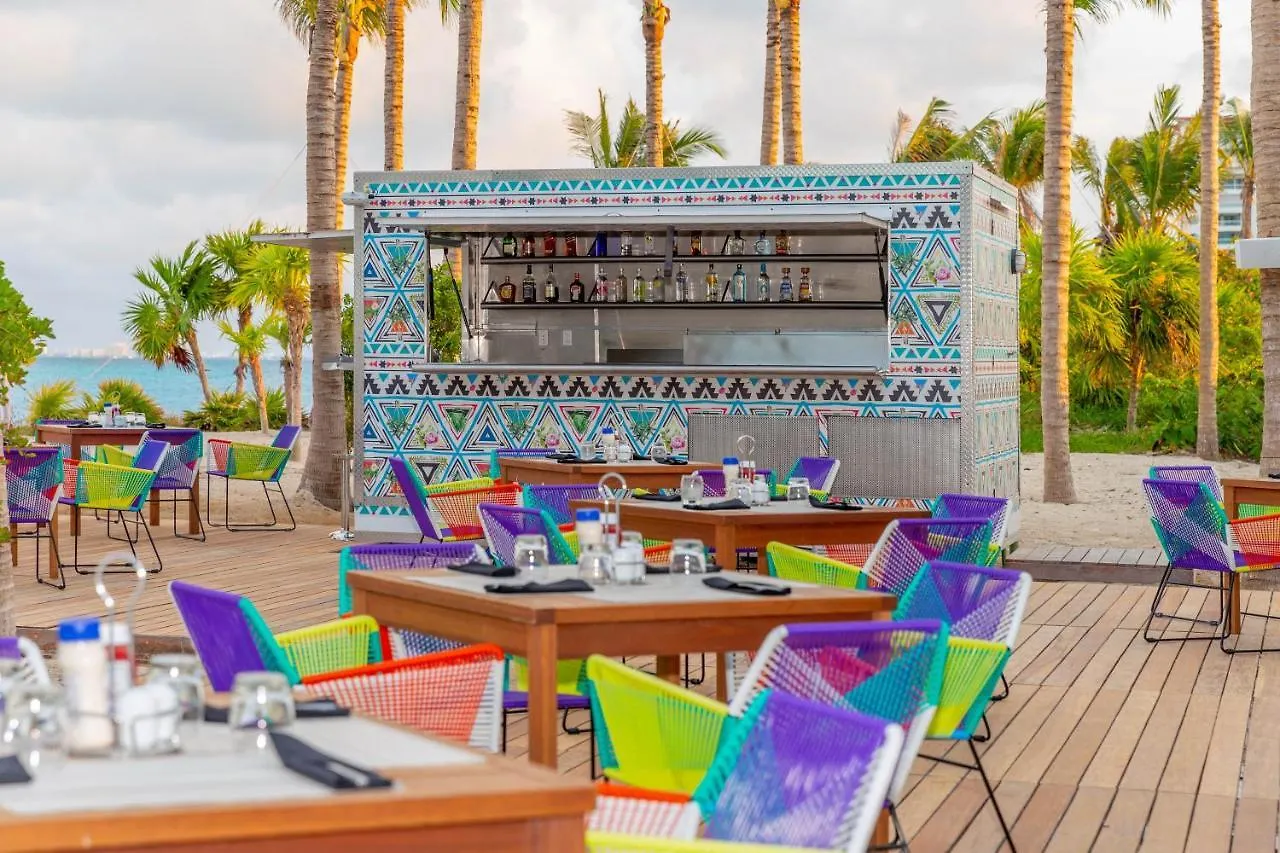 *****  Garza Blanca Resort Cancun Mexico
